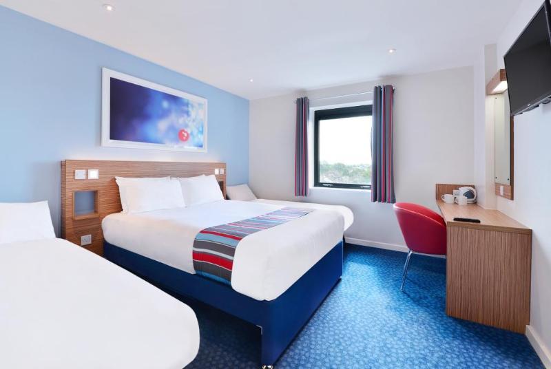 Travelodge Sheffield Central Exterior photo